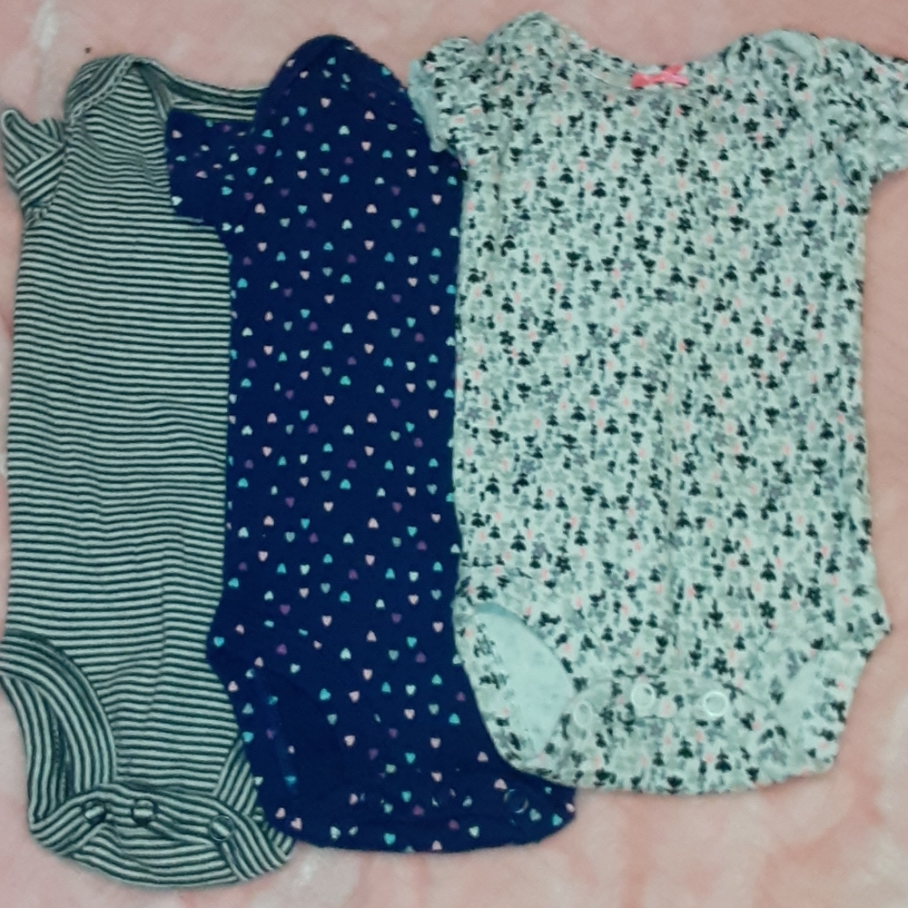 3 pieces baby girl onesies